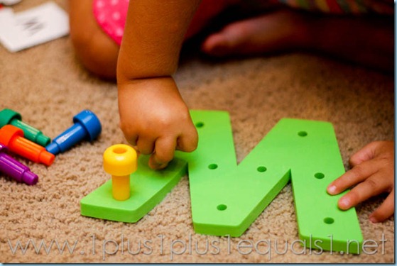 Letter W Tot School-2362