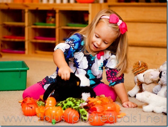 Pumpkin Tot School-3561