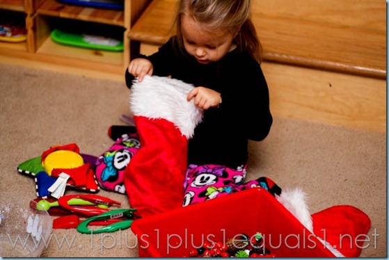 Christmas Tot School-5104